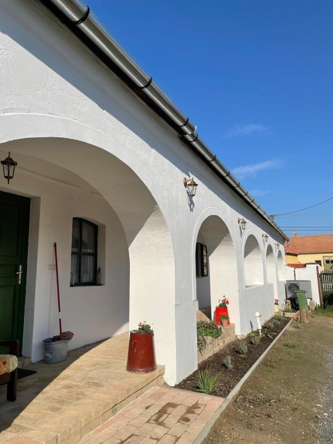 Fuszeres Porta Villa Mihalyfa Екстериор снимка