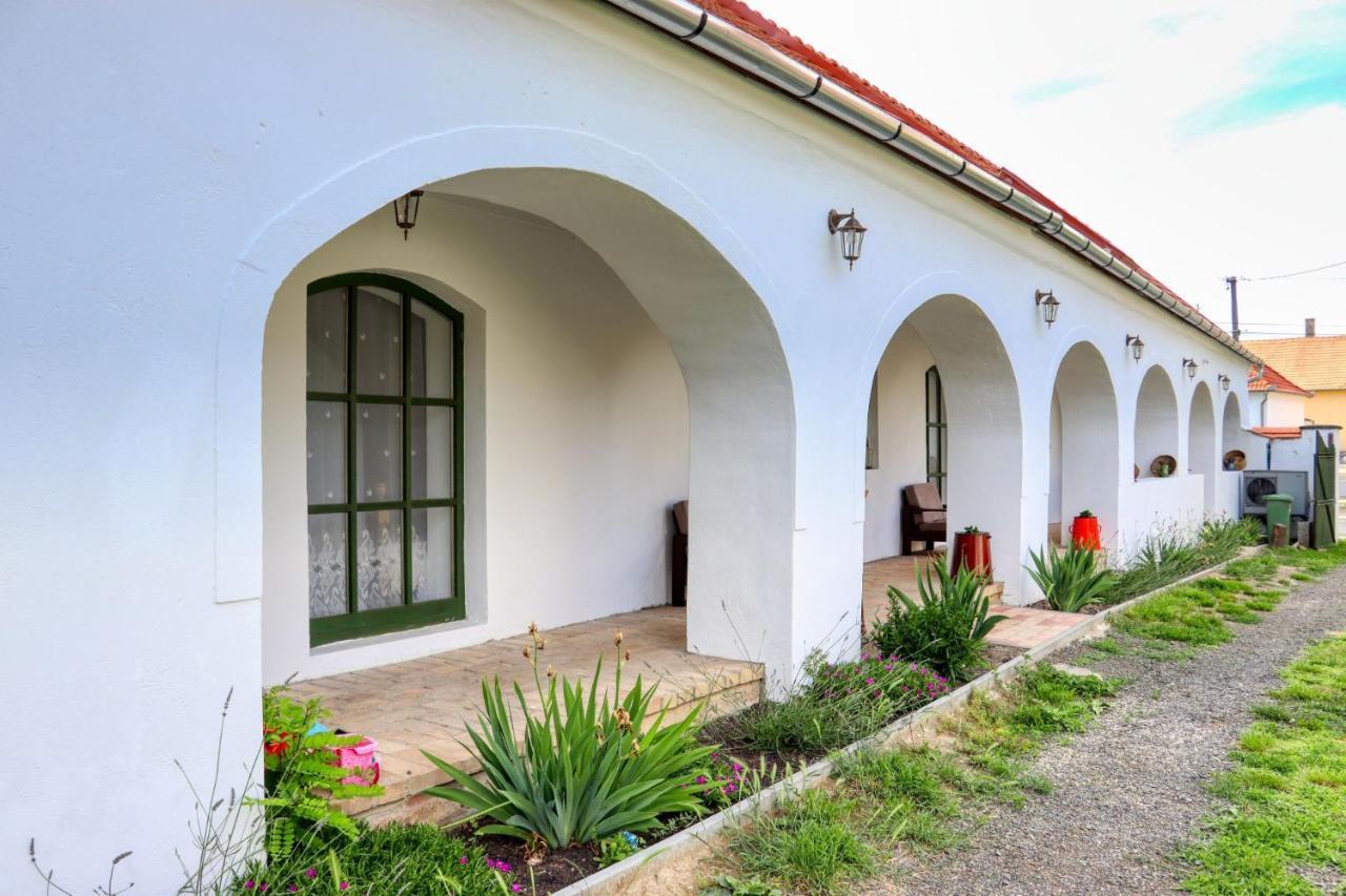 Fuszeres Porta Villa Mihalyfa Екстериор снимка